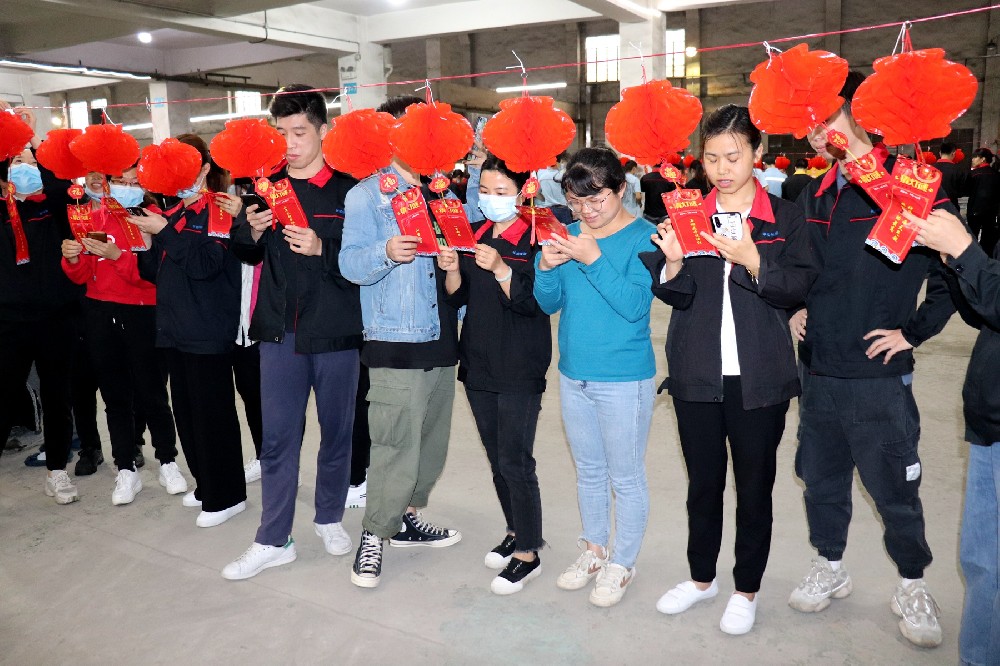 “長盛人”歡慶元宵，樂猜燈謎